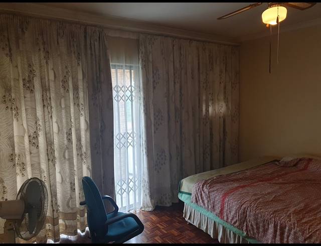 6 BEDROOM HOUSE TO LET IN AVOCA